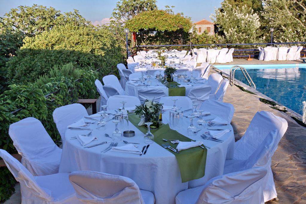 Hotel Pela Skala Kallonis Bagian luar foto