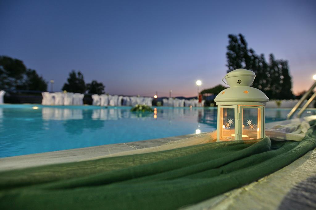 Hotel Pela Skala Kallonis Bagian luar foto