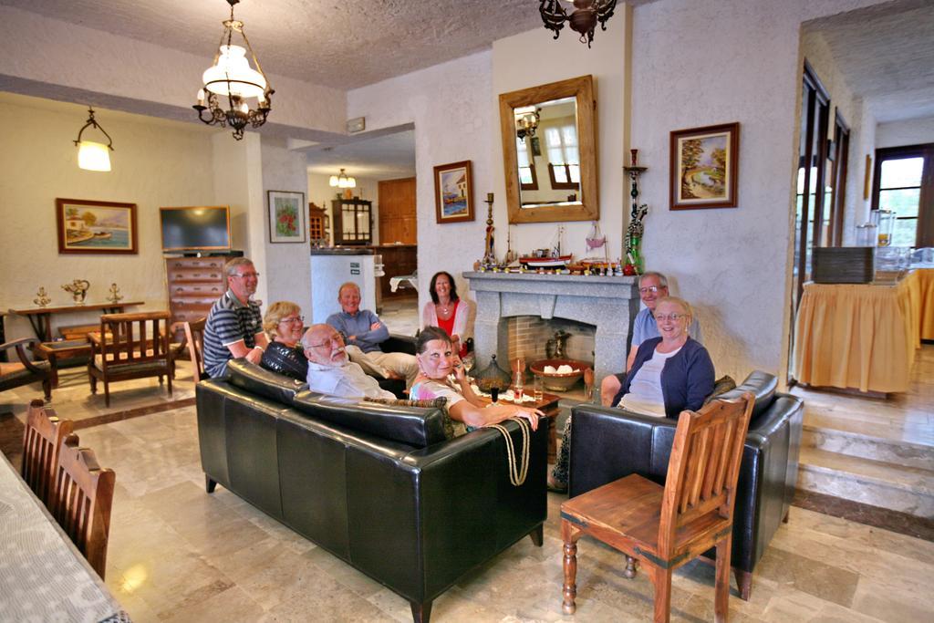 Hotel Pela Skala Kallonis Bagian luar foto